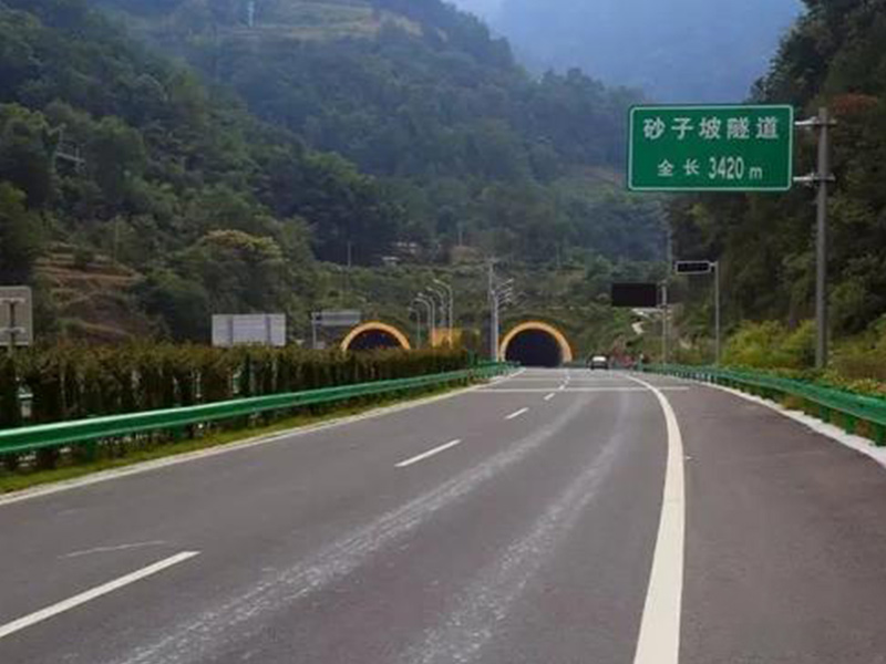 长沙道路标线厂家的生产流程分析